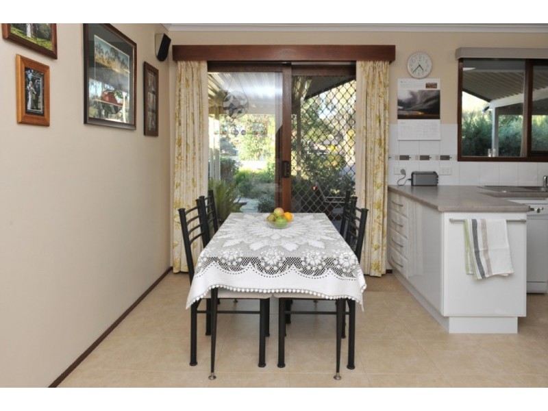 126 Olympic Parade, Kangaroo Flat VIC 3555