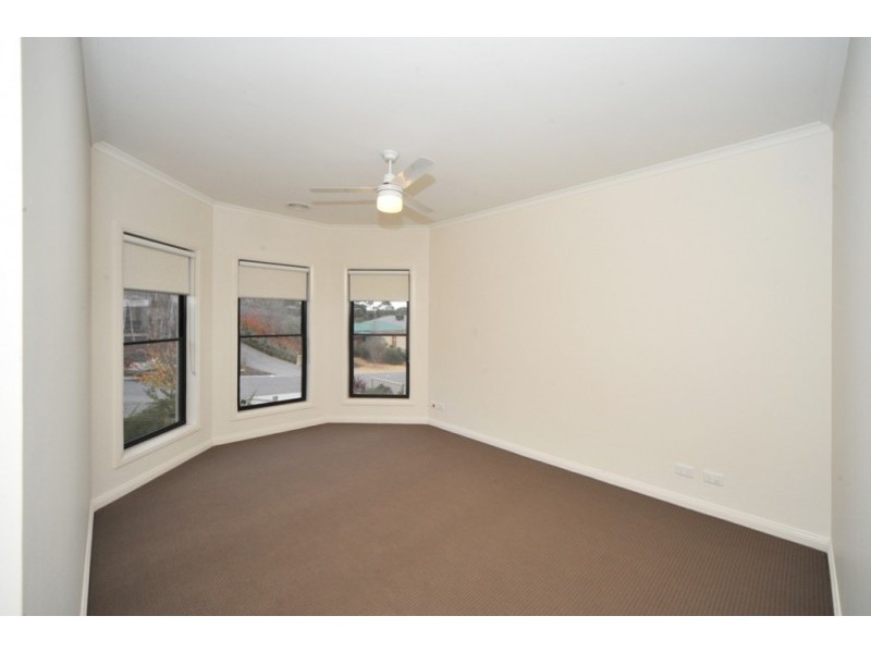 17 Yurunga Drive, Castlemaine VIC 3450