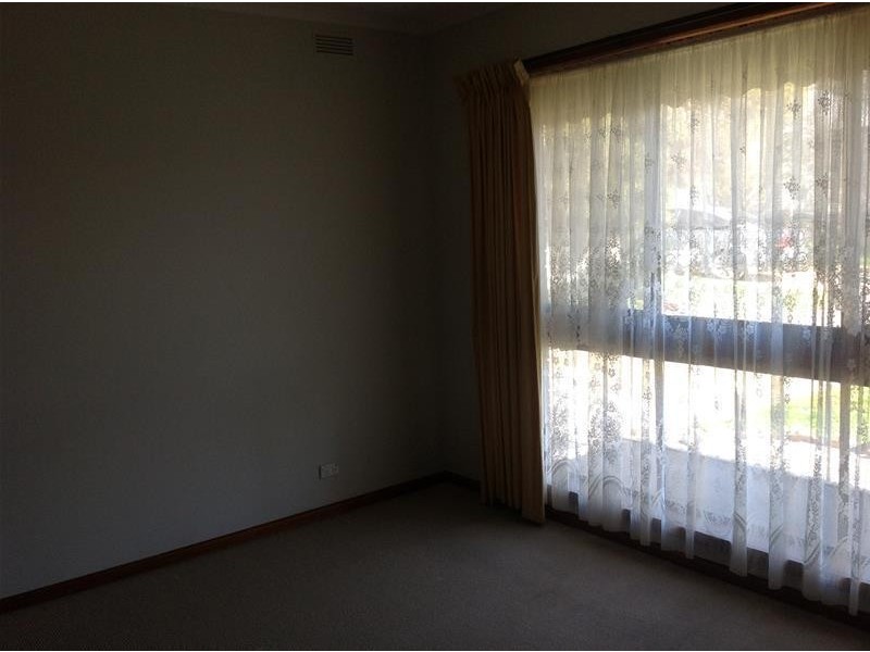 9 Treasure Street, Castlemaine VIC 3450