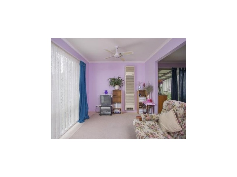 5 Lowe Street, Kangaroo Flat VIC 3555