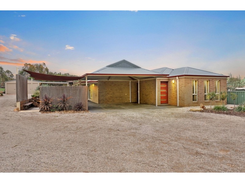 7A Stephen Court, Maiden Gully VIC 3551