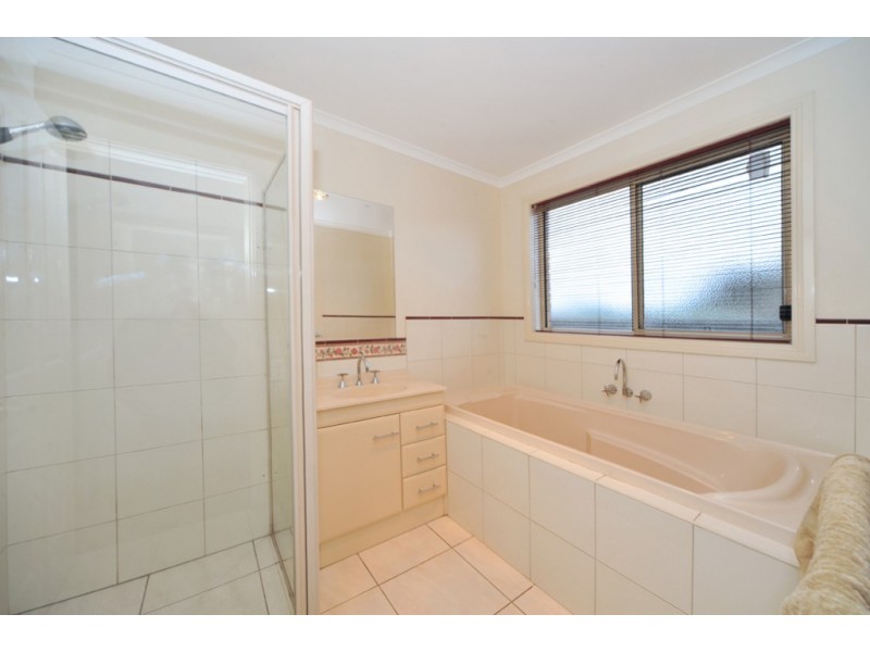 7A Stephen Court, Maiden Gully VIC 3551