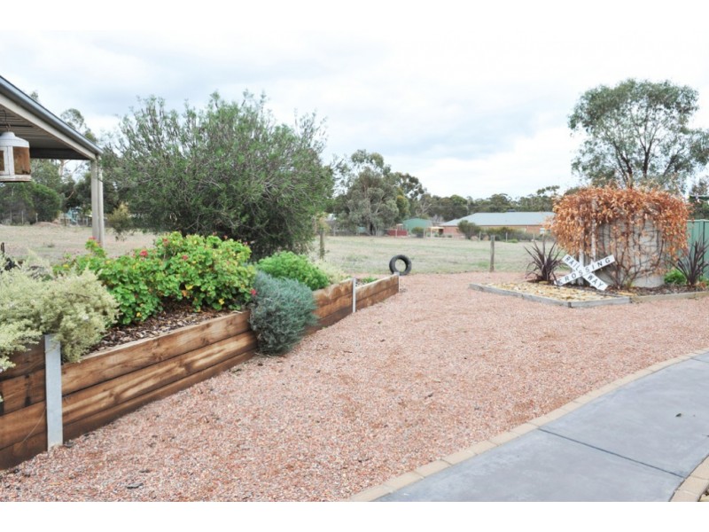 7A Stephen Court, Maiden Gully VIC 3551
