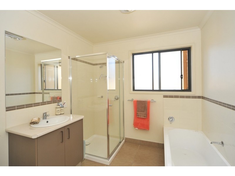 17B Brown Street, California Gully VIC 3556