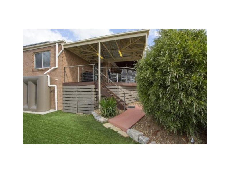 16 Irrabella Place, Kangaroo Flat VIC 3555