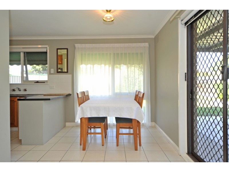 15 Burvale Court, Epsom VIC 3551