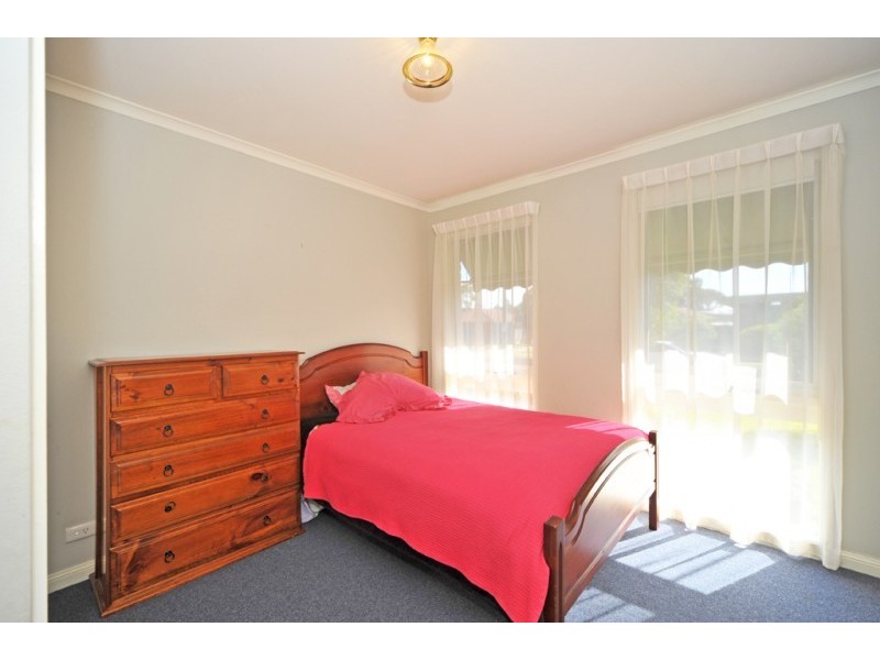 15 Burvale Court, Epsom VIC 3551