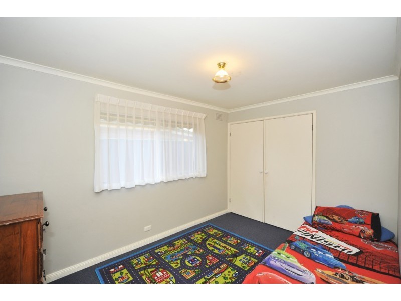 15 Burvale Court, Epsom VIC 3551