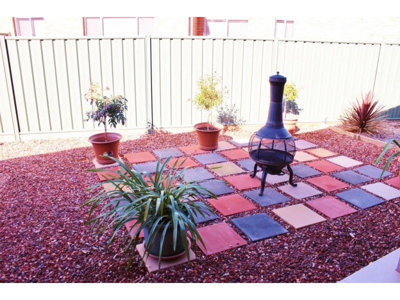 26 Caulfield Drive, Ascot VIC 3551