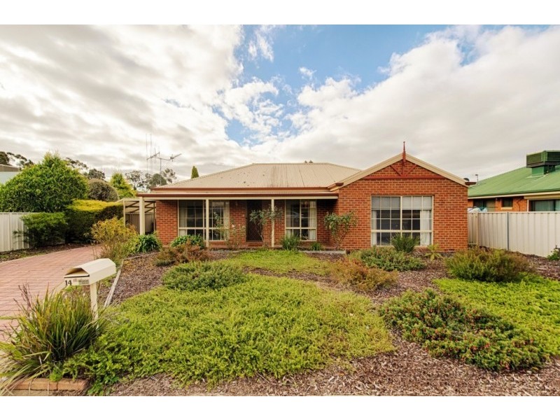14 Pittaway Street, Kangaroo Flat VIC 3555