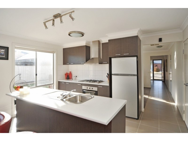 17 O’Neill Court, Epsom VIC 3551