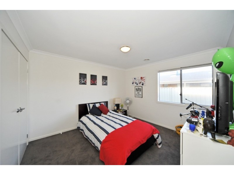 17 O’Neill Court, Epsom VIC 3551