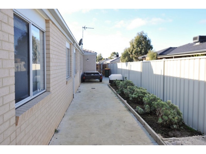 17 O’Neill Court, Epsom VIC 3551