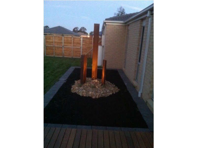 17 O’Neill Court, Epsom VIC 3551