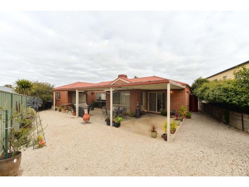 7 Cheviot Place, East Bendigo VIC 3550