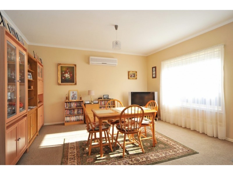 4 Emily Way, Golden Square VIC 3555