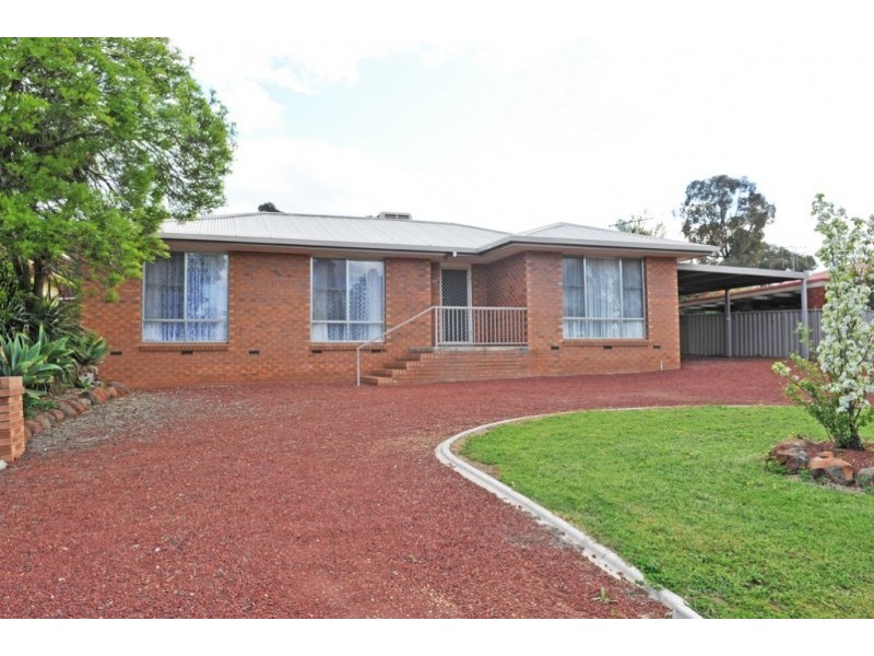 114 Peg Leg Road, Sailors Gully VIC 3556