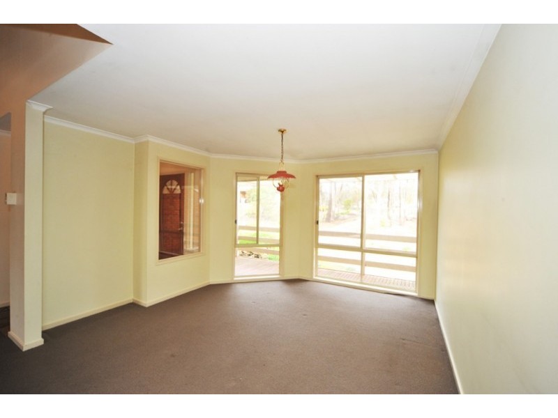 15 Clay Gully Court, Maiden Gully VIC 3551