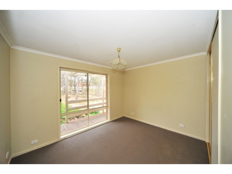 15 Clay Gully Court, Maiden Gully VIC 3551