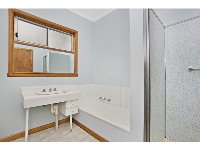 10 Market Street, Harcourt VIC 3453