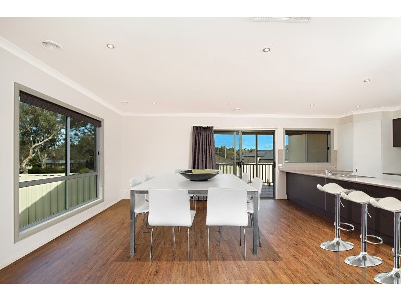 20 Arbor Place, White Hills VIC 3550