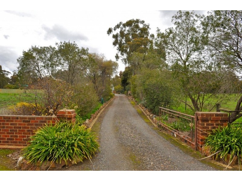 20 Goddards Lane, East Bendigo VIC 3550