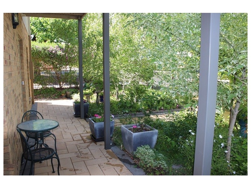 10 Wisteria Court, Flora Hill VIC 3550