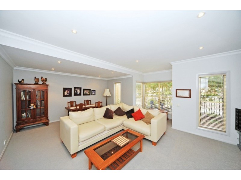 10 Wisteria Court, Flora Hill VIC 3550