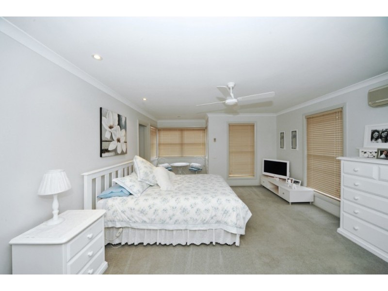 10 Wisteria Court, Flora Hill VIC 3550