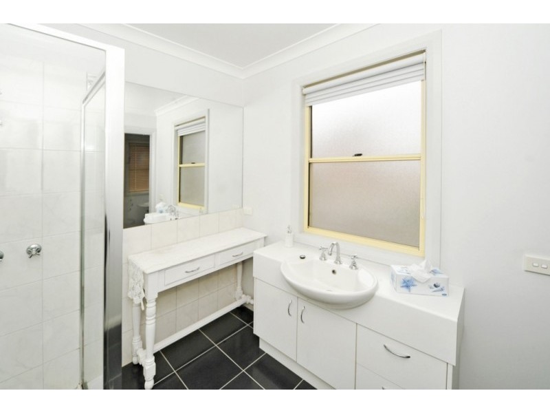 10 Wisteria Court, Flora Hill VIC 3550