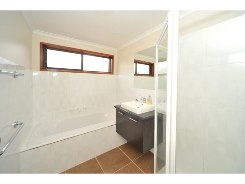 14 Allison Street, Kennington VIC 3550
