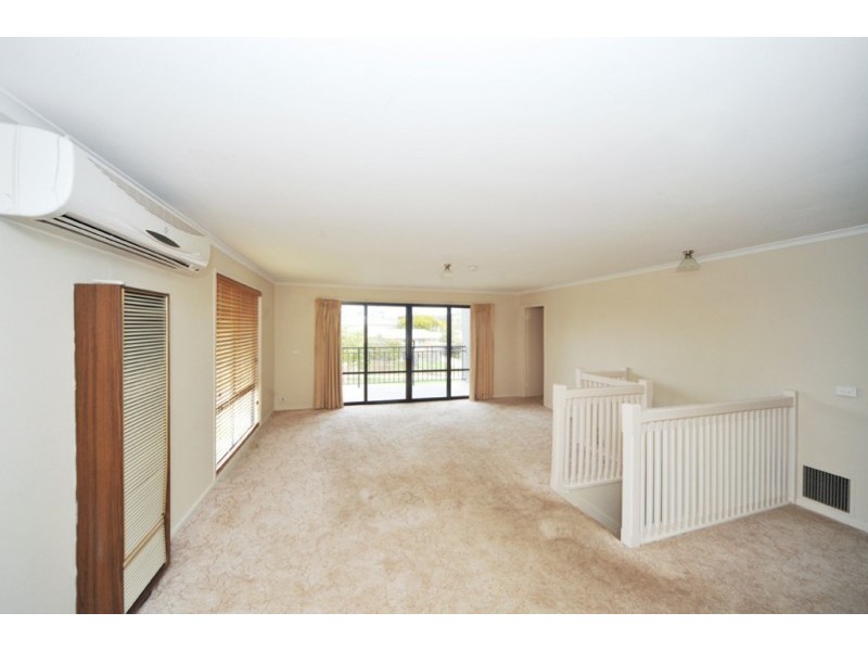 14 Allison Street, Kennington VIC 3550