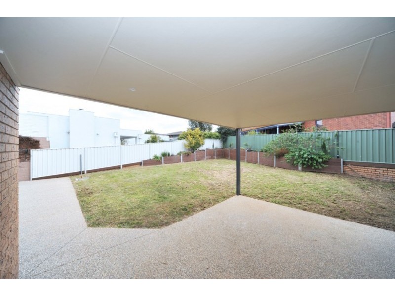 14 Allison Street, Kennington VIC 3550
