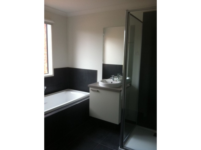 9 Mimosa Street, California Gully VIC 3556