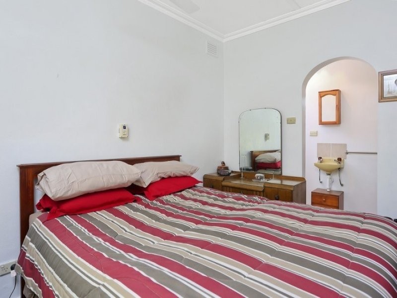 21 Osborn Avenue, Kangaroo Flat VIC 3555