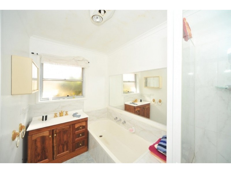 3 Ore Street, Long Gully VIC 3550