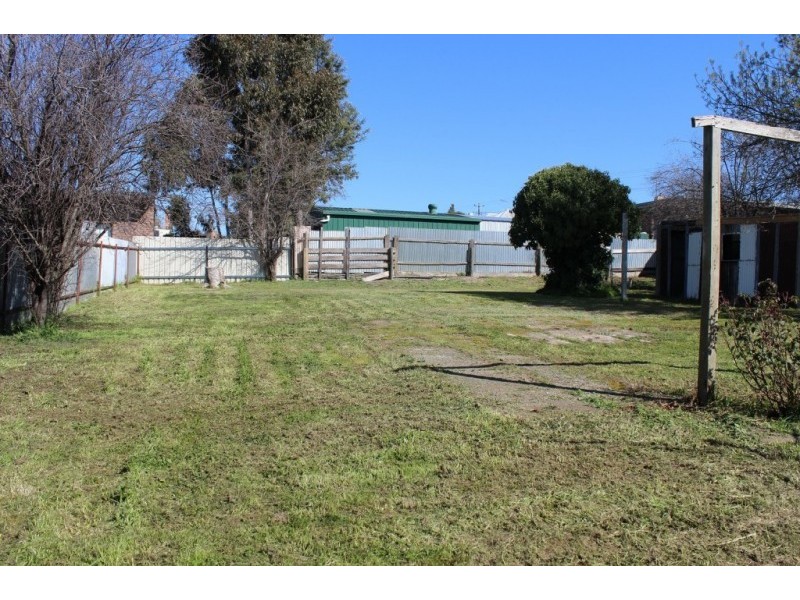 3 Pascoe Street, Long Gully VIC 3550