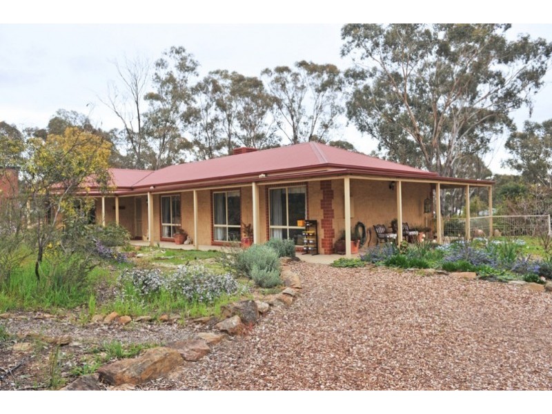 19 Burra Burra Road, Maiden Gully VIC 3551