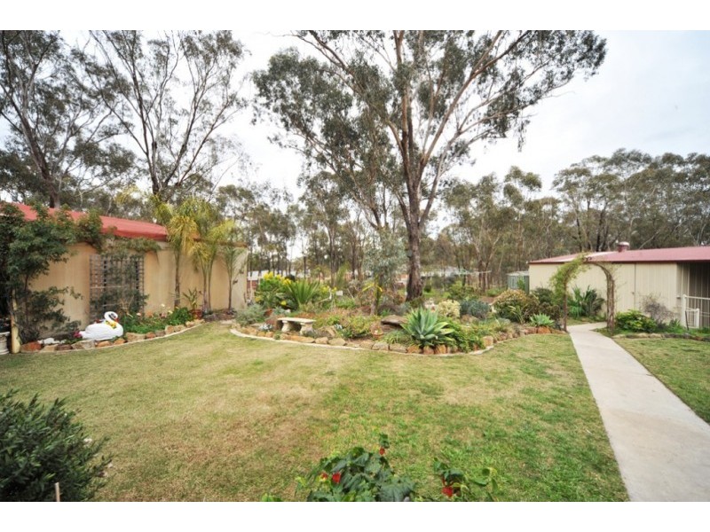 19 Burra Burra Road, Maiden Gully VIC 3551