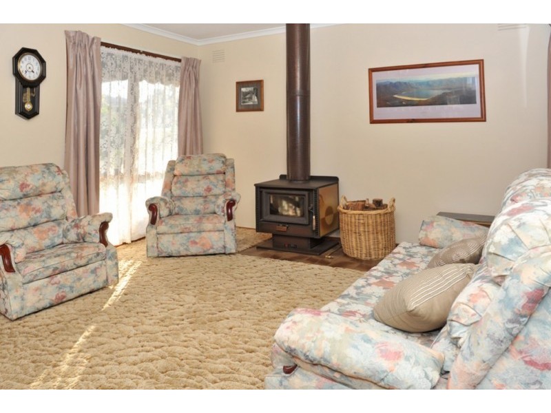 126 Olympic Parade, Kangaroo Flat VIC 3555