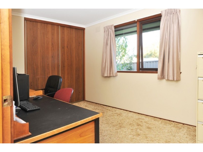 126 Olympic Parade, Kangaroo Flat VIC 3555