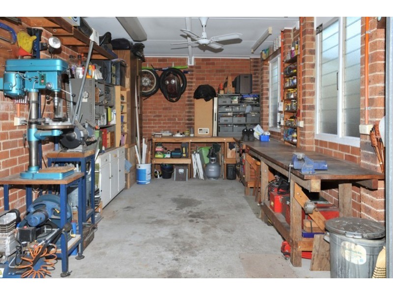 126 Olympic Parade, Kangaroo Flat VIC 3555