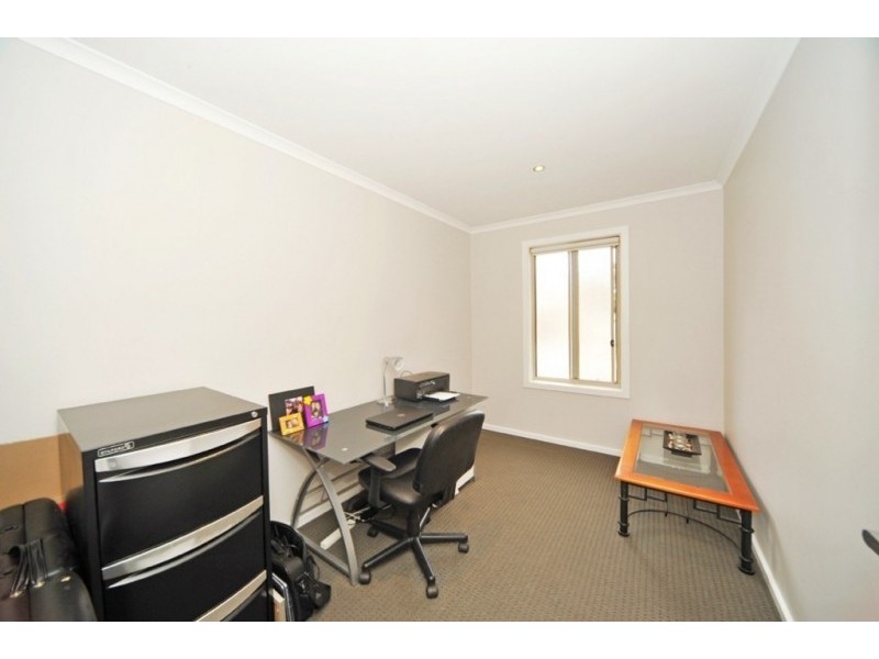 12 Friswell Avenue, Flora Hill VIC 3550