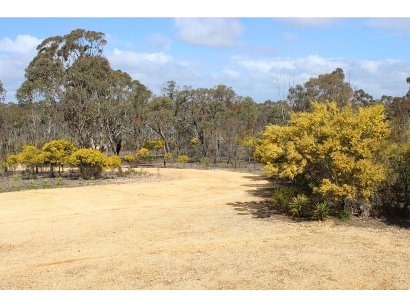 415 Boort Wedderburn Road, Wedderburn VIC 3518