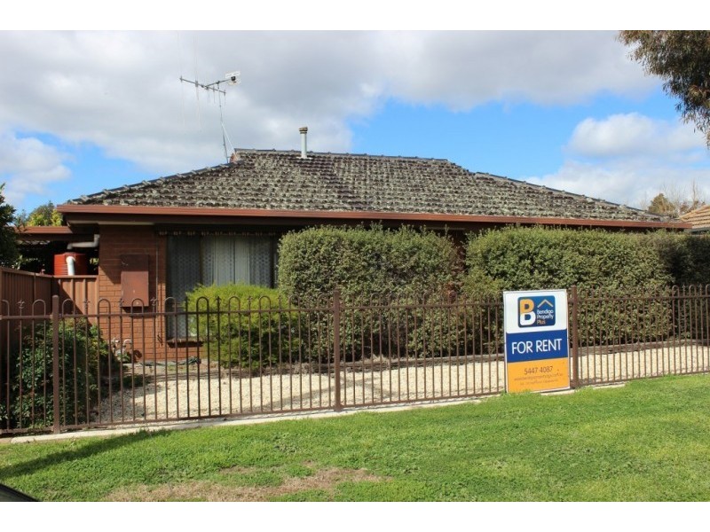 2/11 View Street, Kangaroo Flat VIC 3555