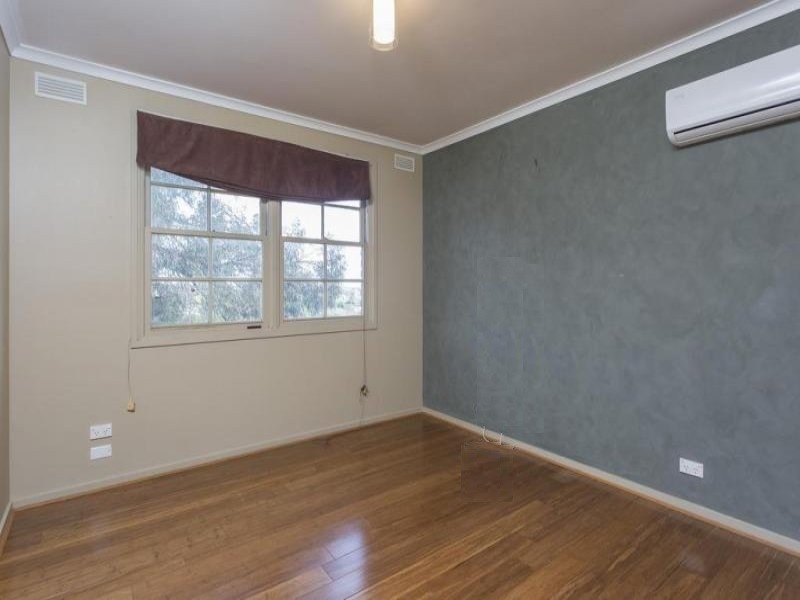 51 Ellis Street, Flora Hill VIC 3550