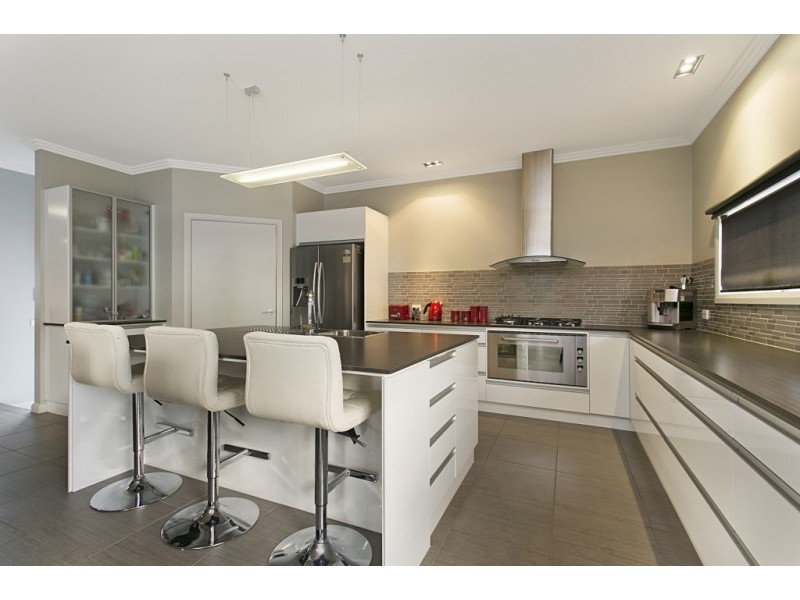 15 Kathleen Terrace, Maiden Gully VIC 3551