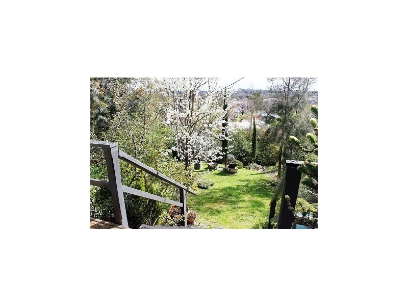 14 Andrew Street, Castlemaine VIC 3450