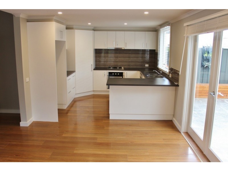 31 Thistle Street, Golden Square VIC 3555