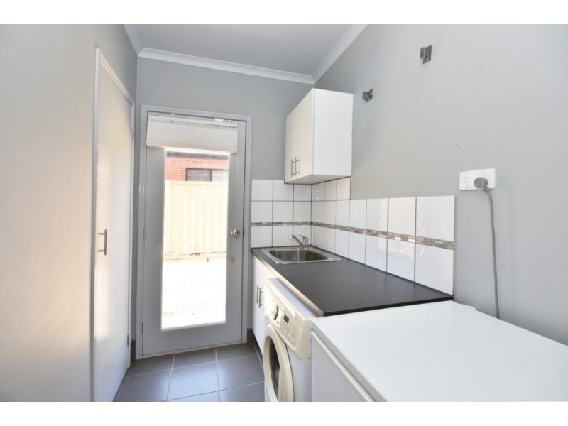 60 Pioneer Drive, Maiden Gully VIC 3551